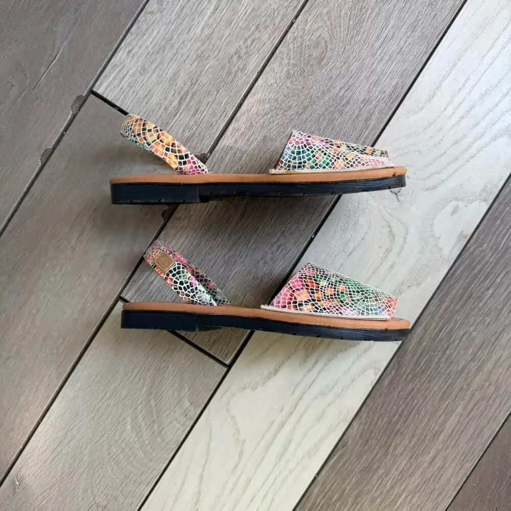 Handmade the brand colorful flat